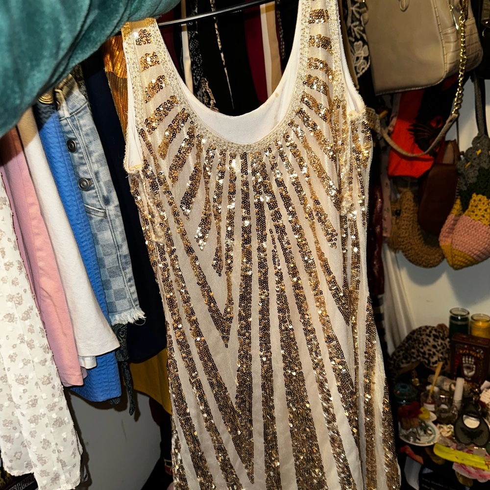 Shop Hopes Dress - Picture 4 of 4